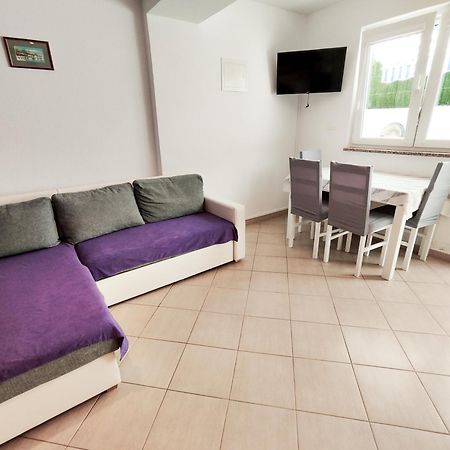 Apartments And Rooms Vuleta, Close To The Beach Makarska Phòng bức ảnh