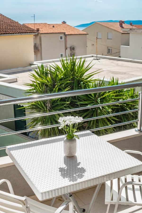 Apartments And Rooms Vuleta, Close To The Beach Makarska Phòng bức ảnh